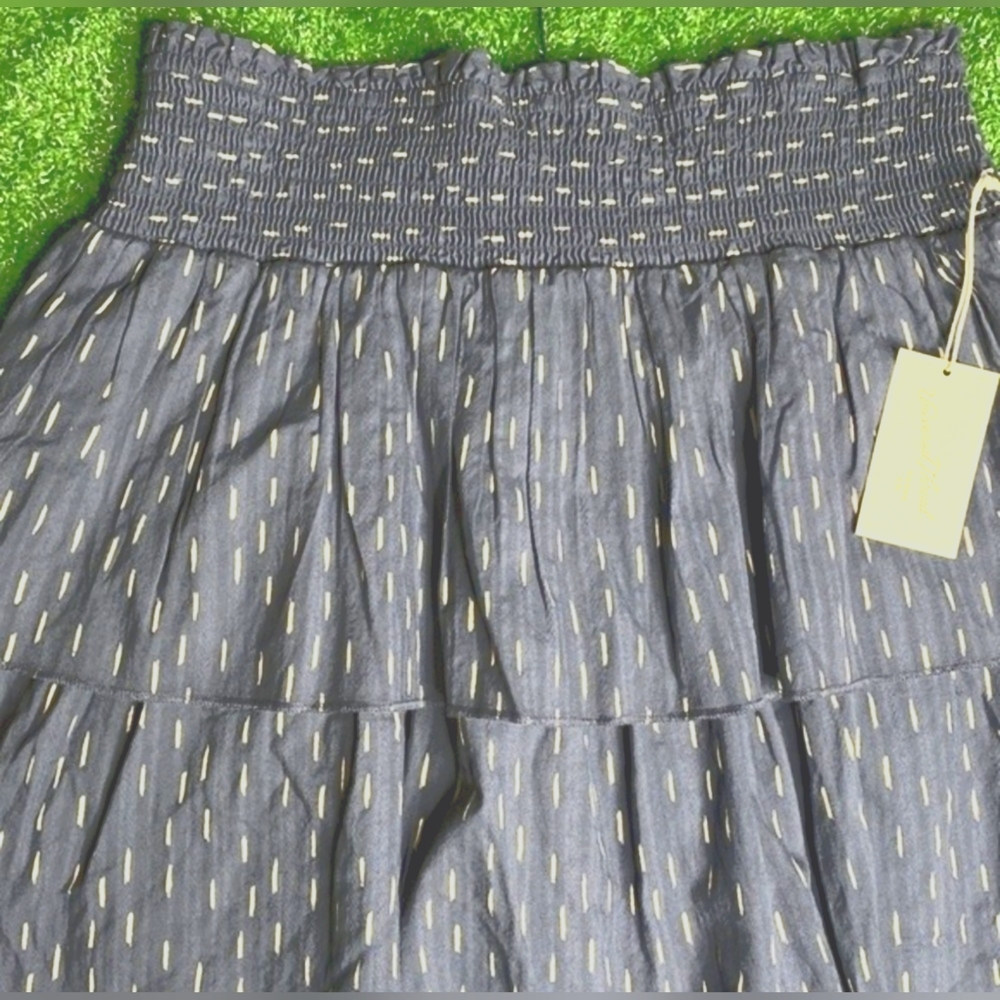 XL tiered mini skirt